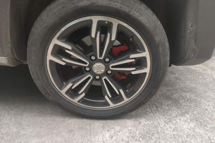 Used BAIC Off-Road BJ20 2018 1.5T CVT Luxury Model Right Front Wheel Hub