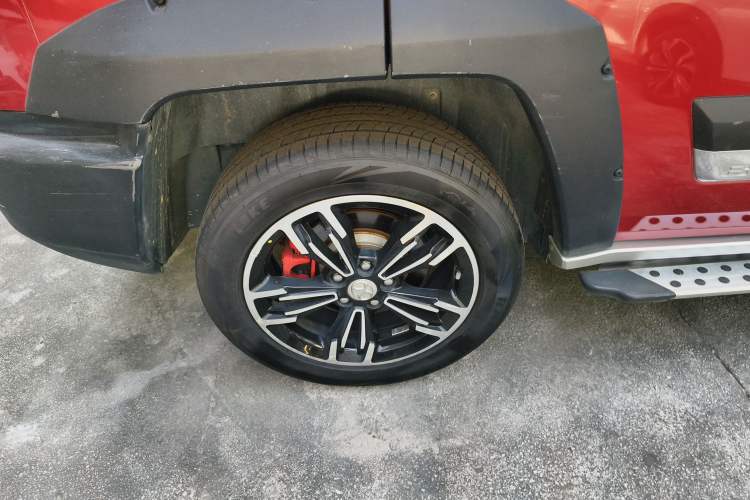 Used BAIC Off-Road BJ20 2018 1.5T CVT Luxury Model Right Rear Wheel Hub