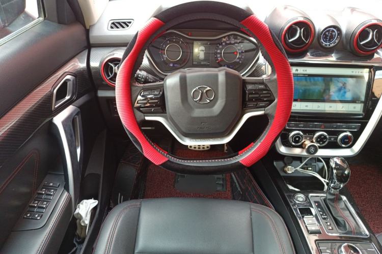Used BAIC Off-Road BJ20 2018 1.5T CVT Luxury Model Steering Wheel