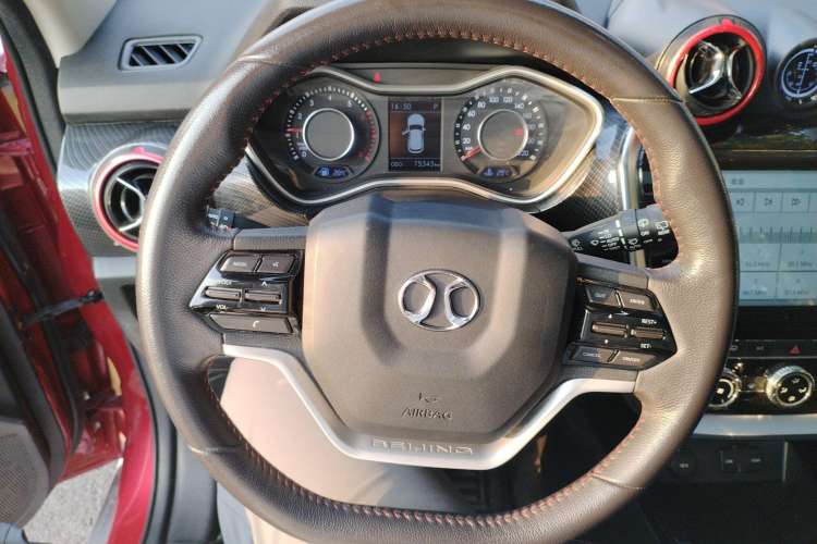 Used BAIC Off-Road BJ20 2018 1.5T CVT Luxury Model Steering Wheel