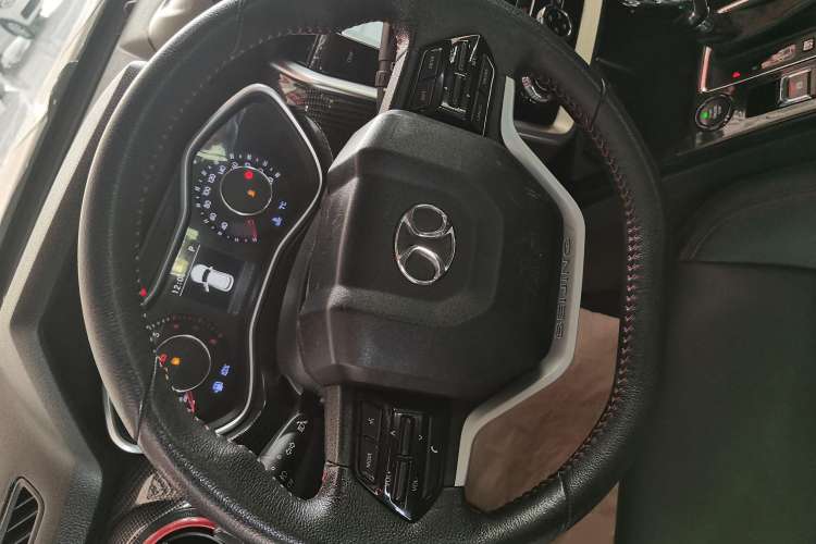 Used BAIC Off-Road BJ20 2018 1.5T CVT Luxury Model Steering Wheel