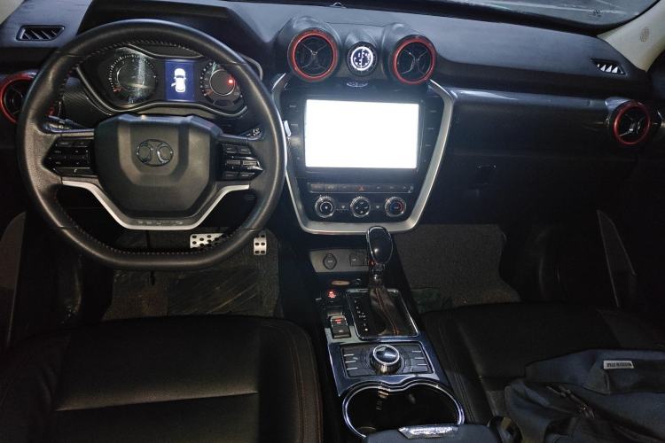 Used BAIC Off-Road BJ20 2018 1.5T CVT Luxury Model Center Console