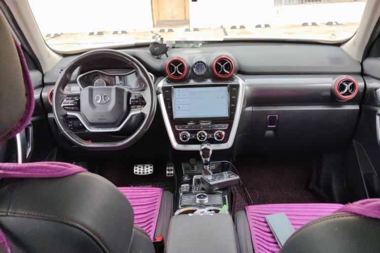 Used BAIC Off-Road BJ20 2018 1.5T CVT Luxury Model Center Console