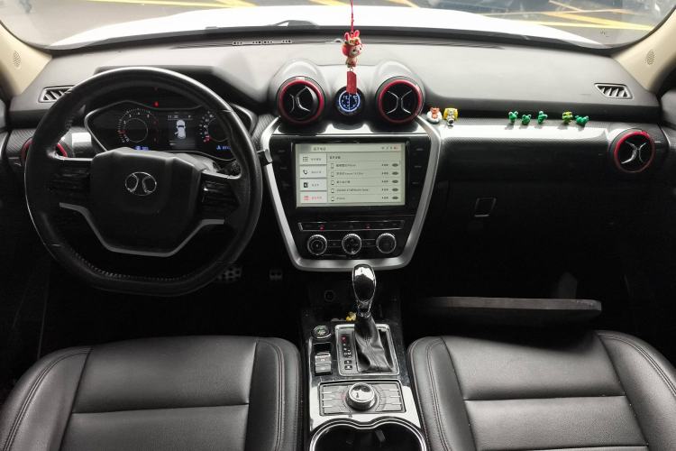 Used BAIC Off-Road BJ20 2018 1.5T CVT Luxury Model Center Console