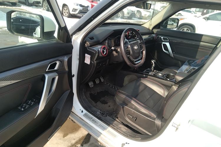 Used BAIC Off-Road BJ20 2018 1.5T Manual Luxury Edition Driver Seat