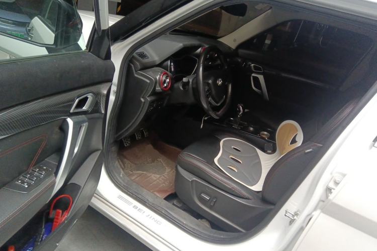 Used BAIC Off-Road BJ20 2018 1.5T Manual Luxury Edition Driver Seat