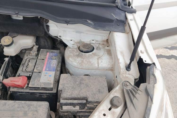 Used BAIC Off-Road BJ20 2018 1.5T CVT Luxury Model Engine Bay Left