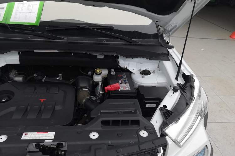 Used BAIC Off-Road BJ20 2018 1.5T CVT Elite Model Engine Bay Left
