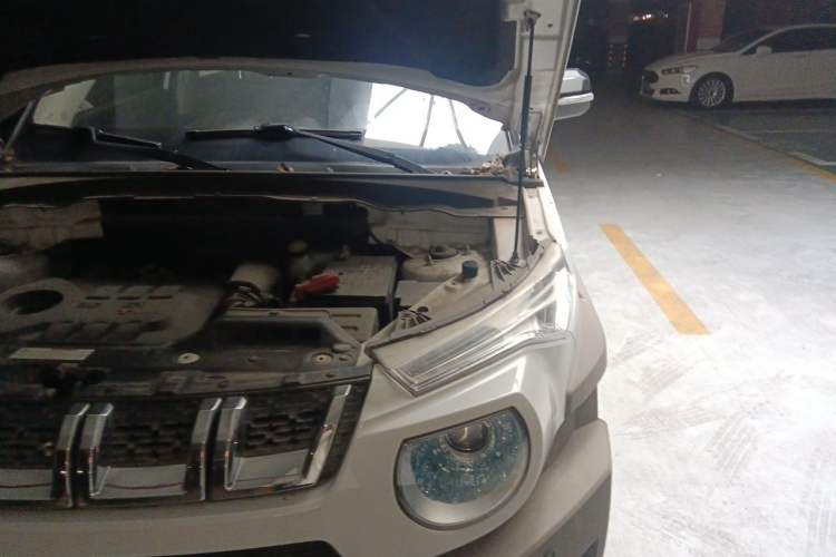 Used BAIC Off-Road BJ20 2018 1.5T Manual Luxury Edition Engine Bay Left