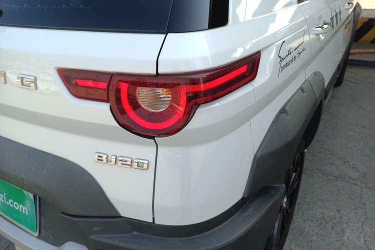 Used BAIC Off-Road BJ20 2018 1.5T CVT Luxury Model Exterior 6