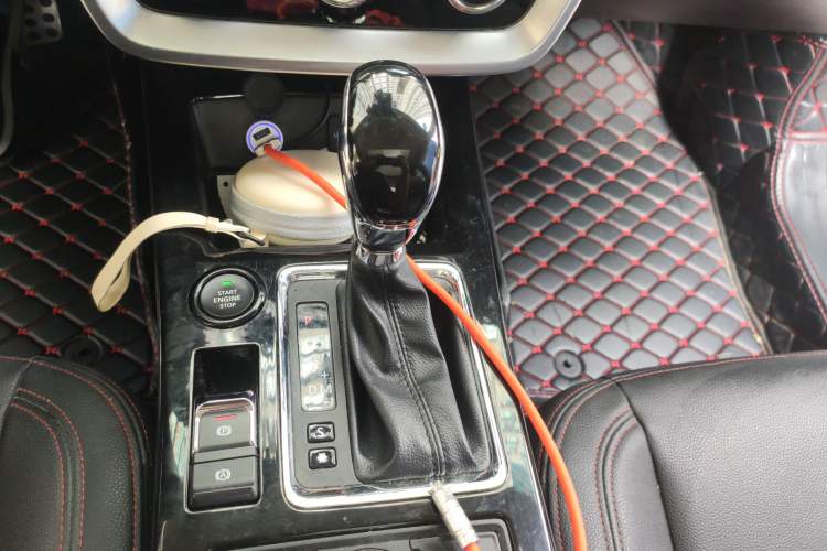 Used BAIC Off-Road BJ20 2018 1.5T CVT Luxury Model Gear Lever