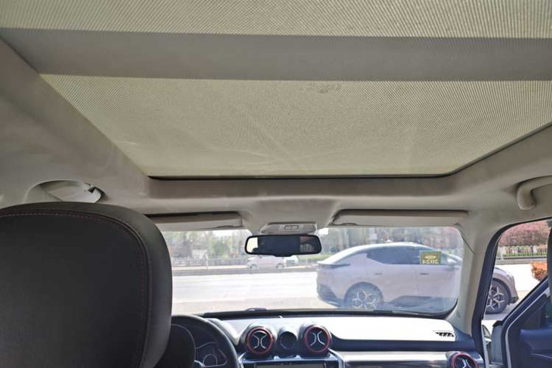 Used BAIC Off-Road BJ20 2018 1.5T CVT Prestige Edition Headliner