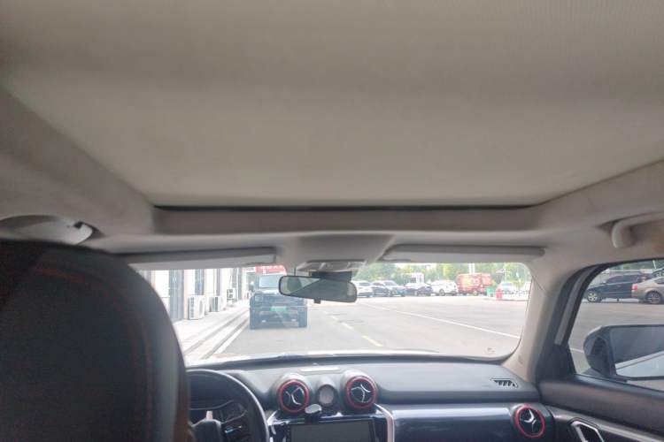 Used BAIC Off-Road BJ20 2018 1.5T CVT Luxury Model Headliner