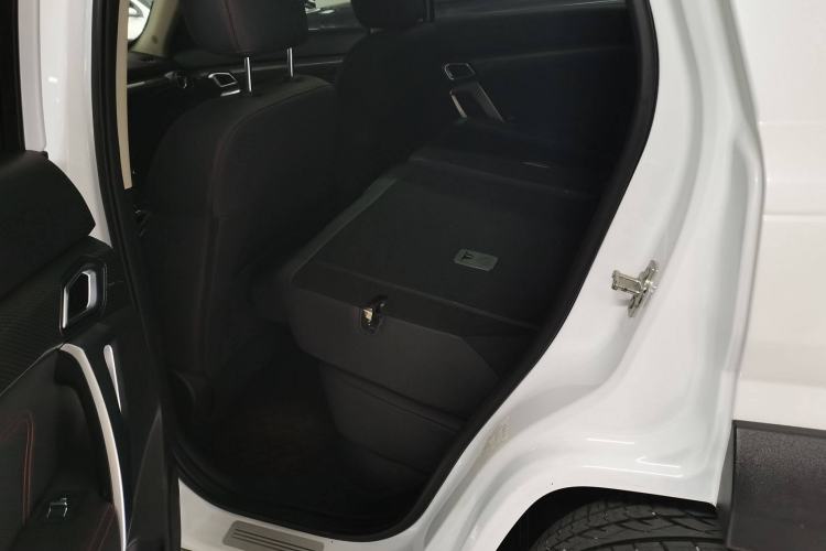 Used BAIC Off-Road BJ20 2018 1.5T CVT Luxury Model Interior 1
