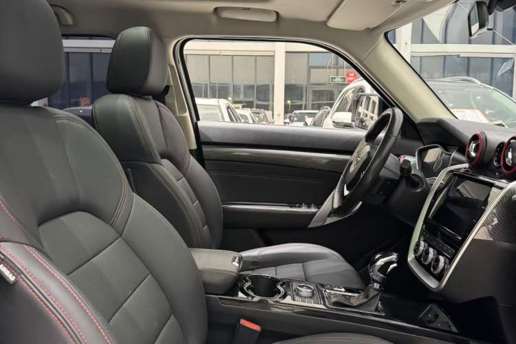 Used BAIC Off-Road BJ20 2018 1.5T CVT Luxury Model Interior 2