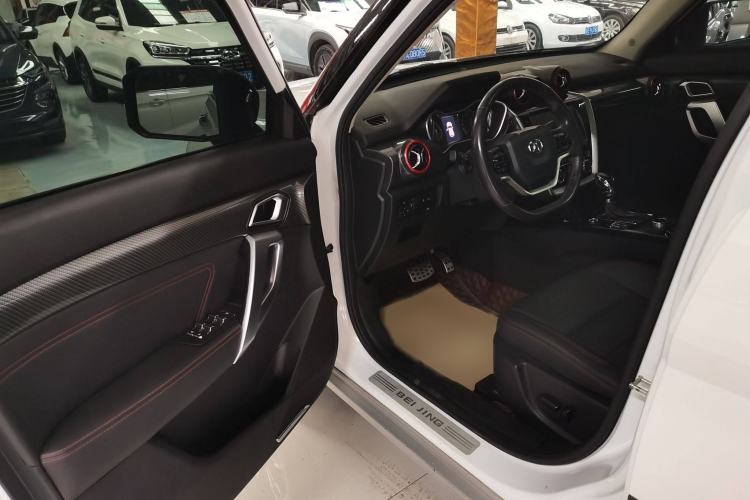 Used BAIC Off-Road BJ20 2018 1.5T CVT Luxury Model Interior 2