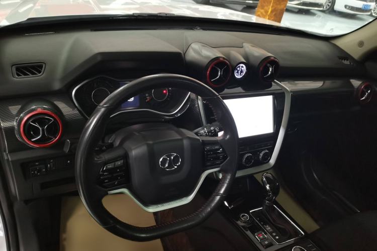Used BAIC Off-Road BJ20 2018 1.5T CVT Luxury Model Interior 3