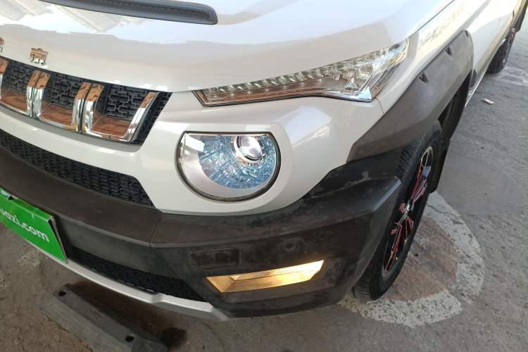 Used BAIC Off-Road BJ20 2018 1.5T CVT Luxury Model Left Front Headlight