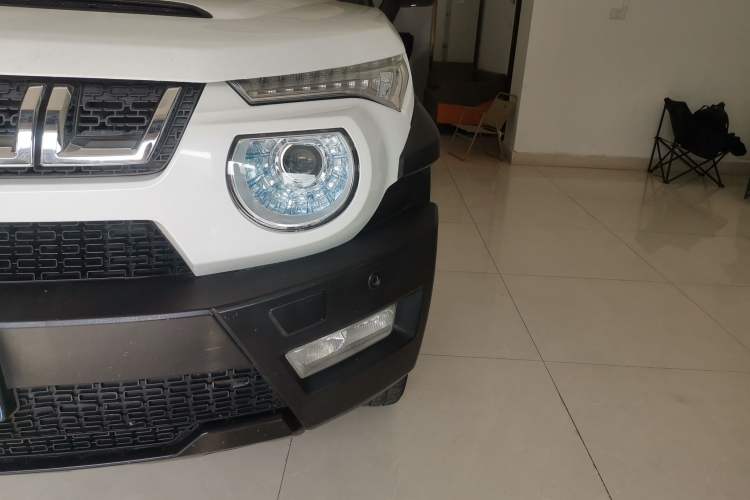Used BAIC Off-Road BJ20 2018 1.5T CVT Luxury Model Left Front Headlight