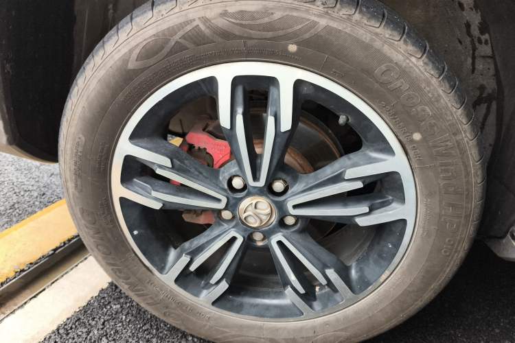 Used BAIC Off-Road BJ20 2018 1.5T CVT Luxury Model Left Front Wheel Hub