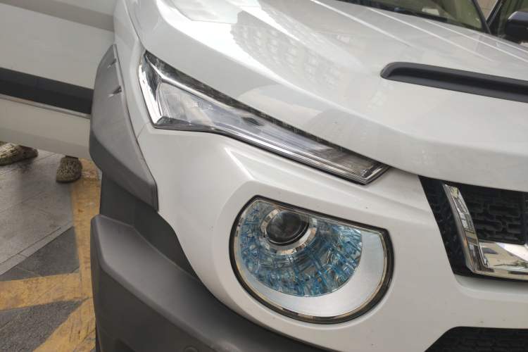 Used BAIC Off-Road BJ20 2018 1.5T CVT Luxury Model Right Front Headlight