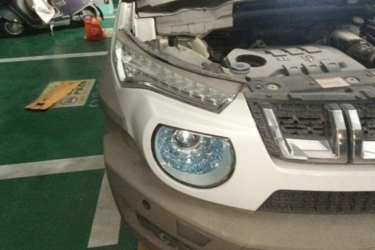 Used BAIC Off-Road BJ20 2018 1.5T Manual Luxury Edition Right Front Headlight