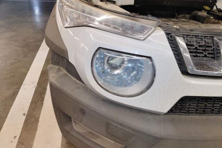 Used BAIC Off-Road BJ20 2018 1.5T CVT Luxury Model Right Front Headlight
