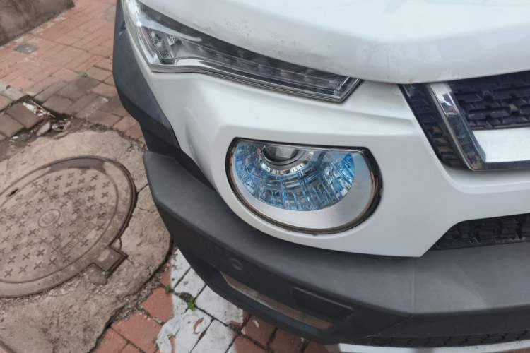 Used BAIC Off-Road BJ20 2018 1.5T CVT Luxury Model Right Front Headlight