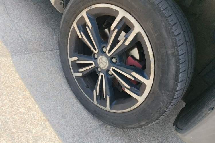 Used BAIC Off-Road BJ20 2018 1.5T CVT Luxury Model Right Front Wheel Hub