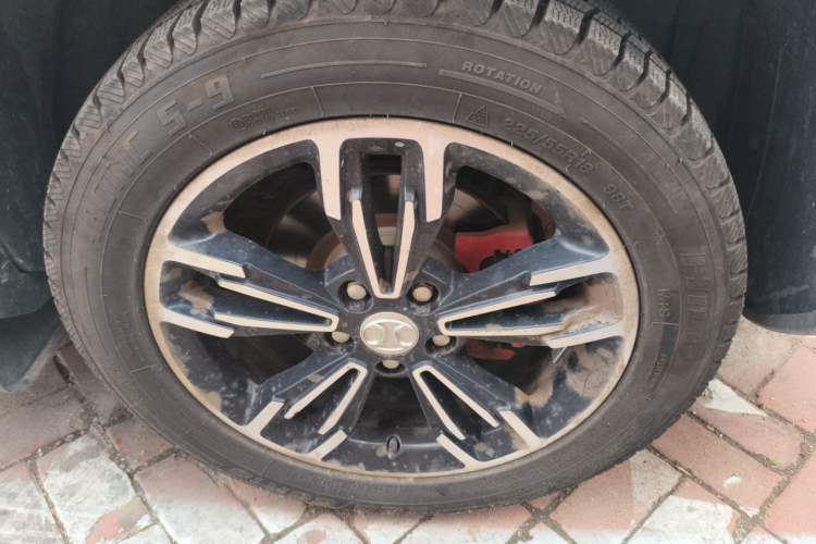 Used BAIC Off-Road BJ20 2018 1.5T CVT Luxury Model Right Front Wheel Hub