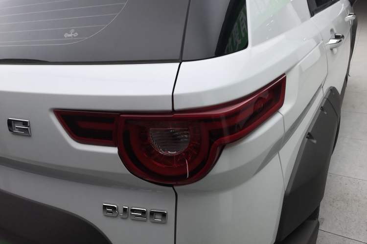 Used BAIC Off-Road BJ20 2018 1.5T CVT Elite Model Right Rear Taillight