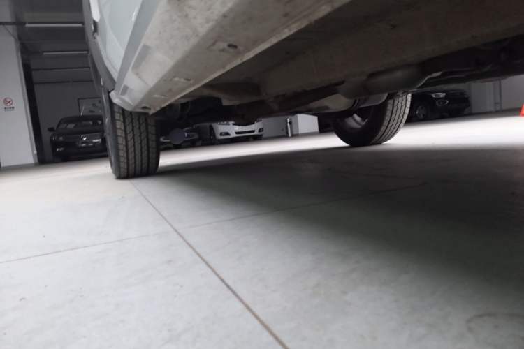 Used BAIC Off-Road BJ20 2018 1.5T CVT Elite Model Right Side Sill