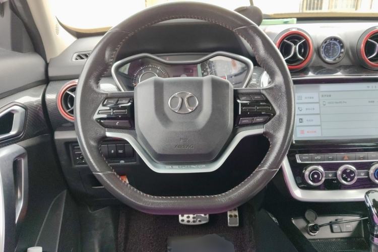 Used BAIC Off-Road BJ20 2018 1.5T CVT Luxury Model Steering Wheel