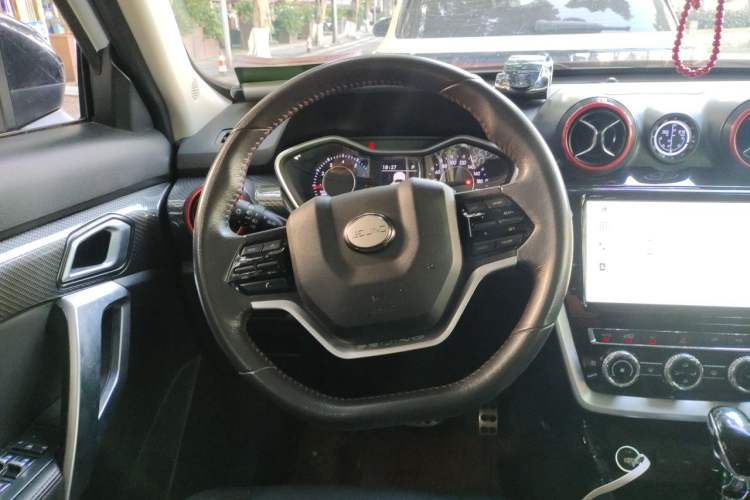 Used BAIC Off-Road BJ20 2018 1.5T CVT Luxury Model Steering Wheel