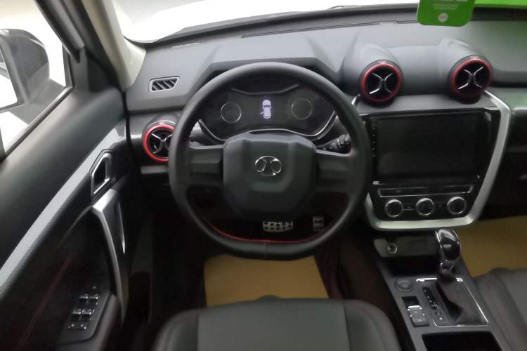 Used BAIC Off-Road BJ20 2018 1.5T CVT Elite Model Steering Wheel