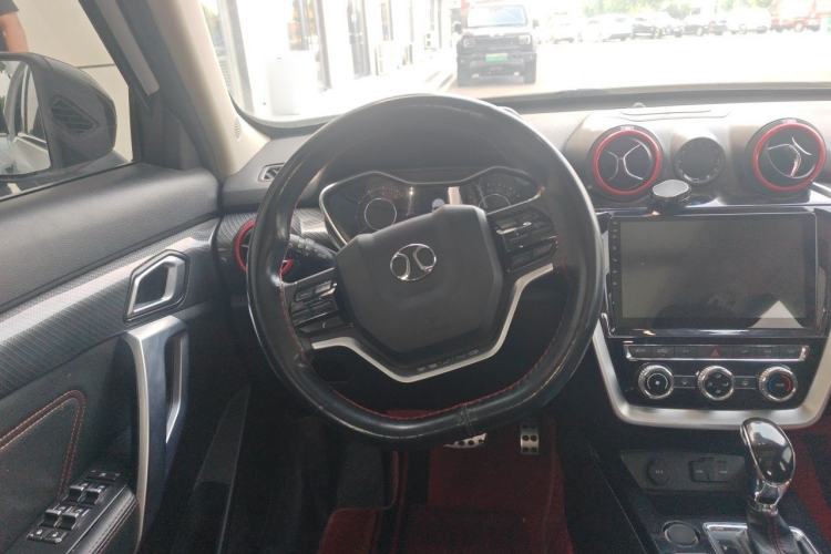 Used BAIC Off-Road BJ20 2018 1.5T CVT Luxury Model Steering Wheel