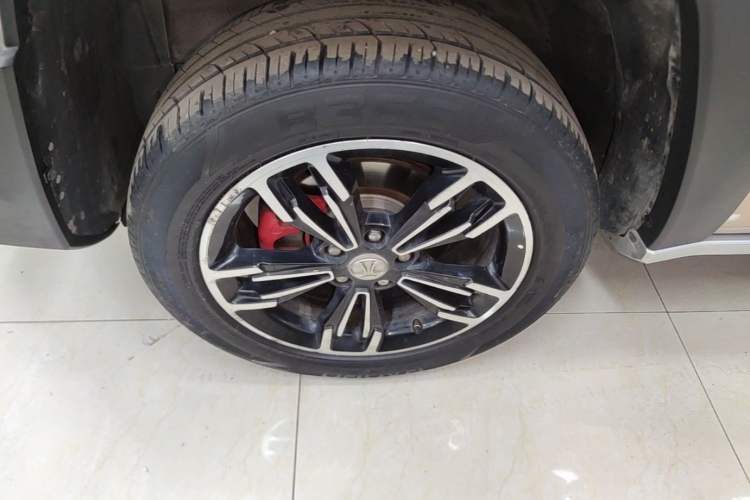 Used BAIC Off-Road BJ20 2018 1.5T CVT Luxury Model Exterior 4