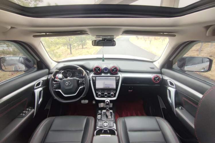 Used BAIC Off-Road BJ20 2018 1.5T CVT Luxury Model Interior 1