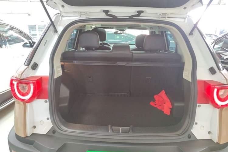 Used BAIC Off-Road BJ20 2018 1.5T CVT Luxury Model Trunk