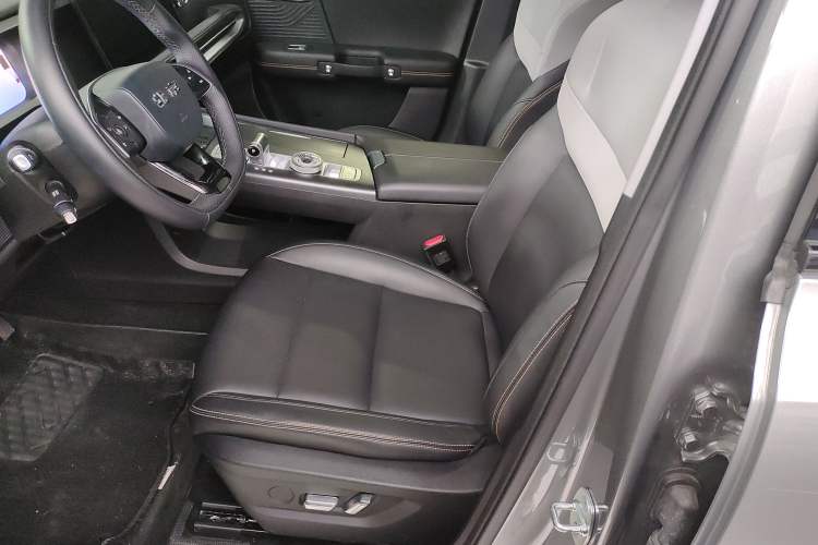 Used BAIC Off-Road BJ30 2024 1.5T Light Wilderness Pro Edition Left Front Seat