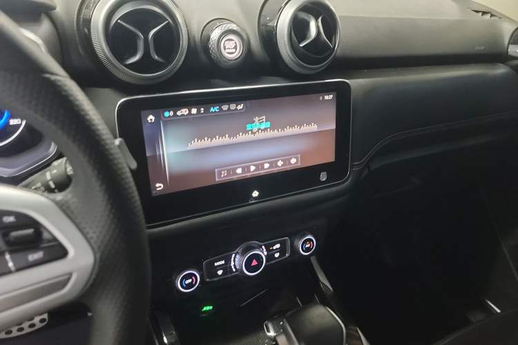 Used BAIC Off-Road BJ30 2021 1.5T Wolf Xiaomei Edition Audio And AC Panel