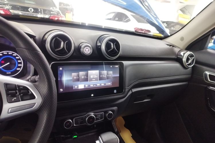 Used BAIC Off-Road BJ30 2021 1.5T Wolf Xiaomei Edition Center Console