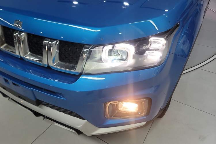 Used BAIC Off-Road BJ30 2021 1.5T Wolf Xiaomei Edition Left Front Headlight