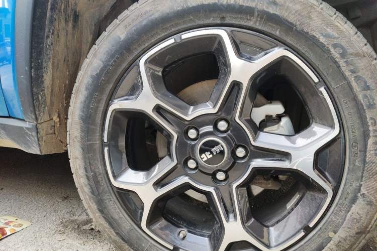 Used BAIC Off-Road BJ30 2021 1.5T Wolf Xiaoben Edition Right Front Wheel Hub