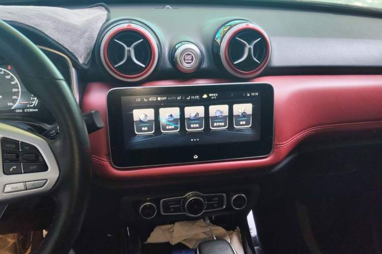 Used BAIC Off-Road BJ30 2021 1.5T Wolf Xiaoye Edition Audio And AC Panel
