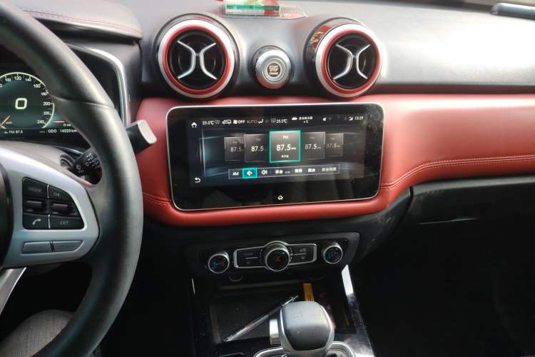 Used BAIC Off-Road BJ30 2021 1.5T Wolf Xiaoben Edition Audio And AC Panel