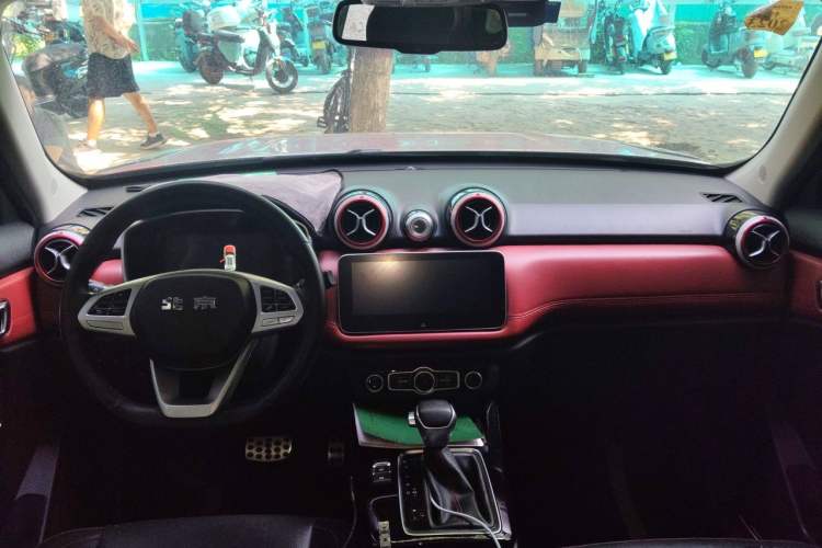 Used BAIC Off-Road BJ30 2021 1.5T Wolf Xiaoye Edition Center Console
