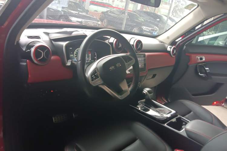 Used BAIC Off-Road BJ30 2021 1.5T Wolf Xiaoben Edition Center Console