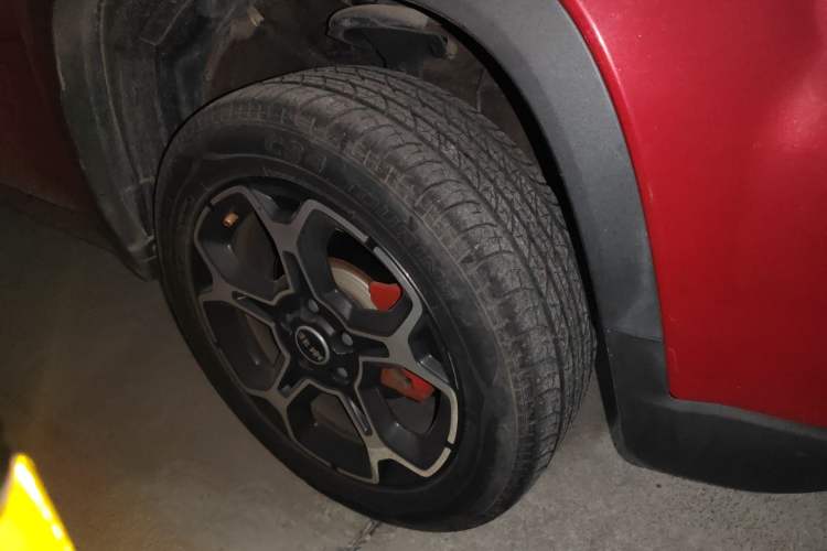 Used BAIC Off-Road BJ30 2021 1.5T Wolf Xiaoye Edition Right Front Wheel Hub