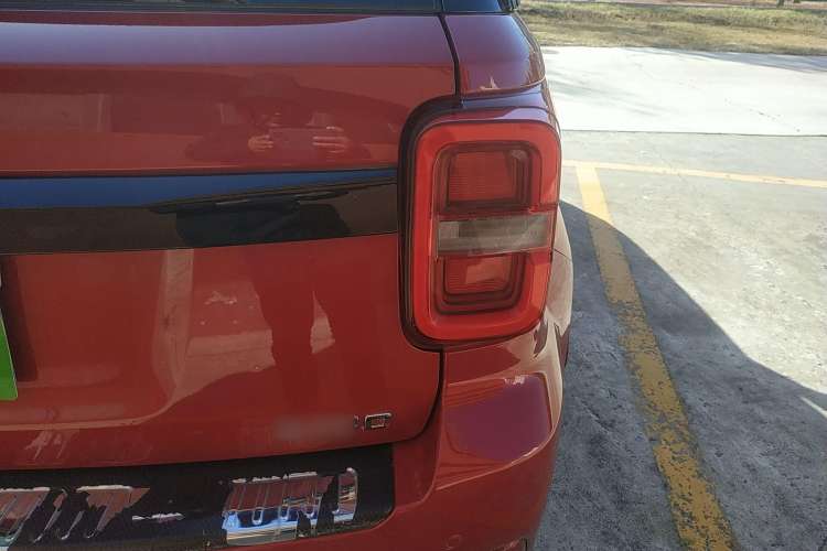 Used BAIC Off-Road BJ30 2021 1.5T Wolf Xiaoye Edition Right Rear Taillight